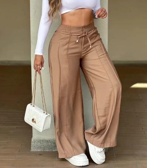 Wide-leg pants vertical pleat detail